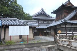 西本願寺 太鼓楼