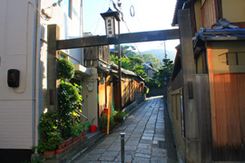 石塀小路