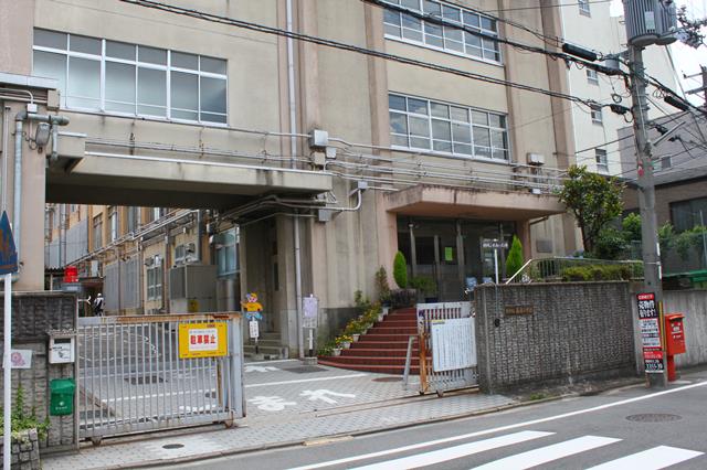 藤ノ森小学校