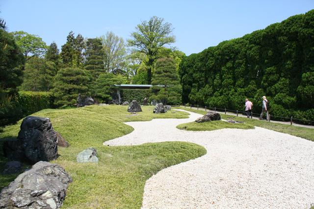城南離宮の庭