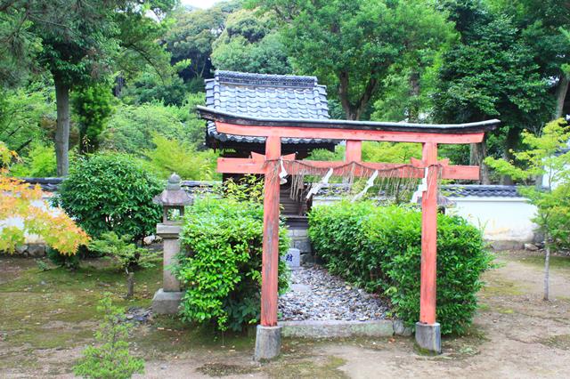 八幡宮祠堂