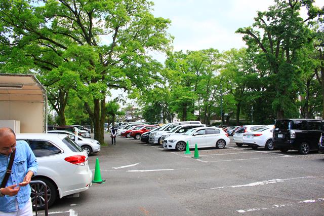 参拝者用駐車場