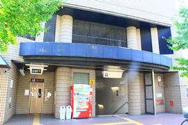 地下鉄北山駅