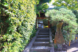 金福寺(芭蕉庵)