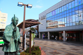 近鉄新田辺駅